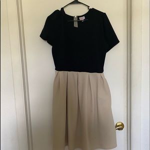 Black and cream lularoe Amelia dress 2xl